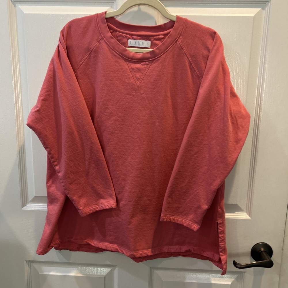 NWOT LAKE coral Pullover Sweatshirt XL Women Crew Neck Side Slit Long Sleeve